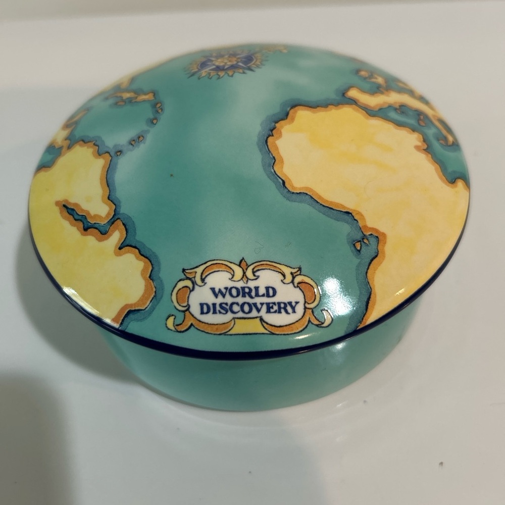 Tiffany & Co. Porcelain Trinket Box – Tauck World Discovery Globe Design (2000)